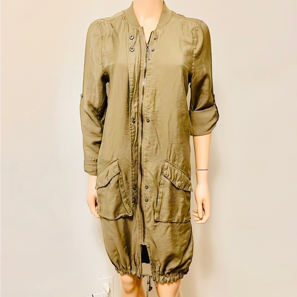 Among Equals Army Green Buttoned & Zipper Closure, Roll Up Sleeve Dress Size 10 - Picture 6 of 9